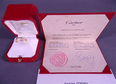 Bagues sur le site Officiel de Cartier® .